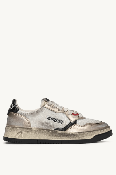 modello immagini E-C-COMMERCE - 2024-11-13T224953.392